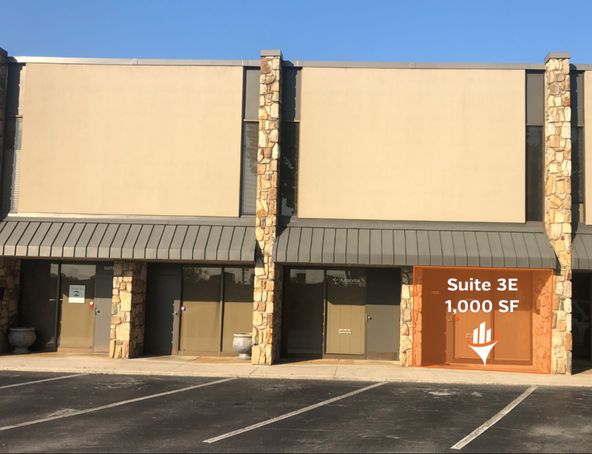 Kingston Pike Professional Building: 6311 Kingston Pike, Knoxville, TN 37919